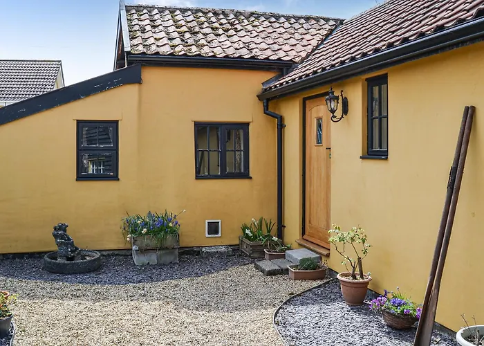 Bradcar Farm Cottage